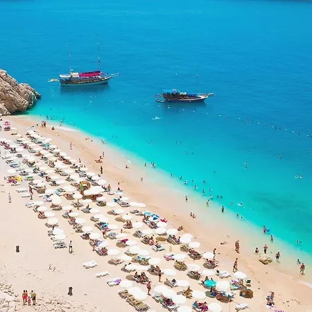Hotel Emerald Retreat 4*