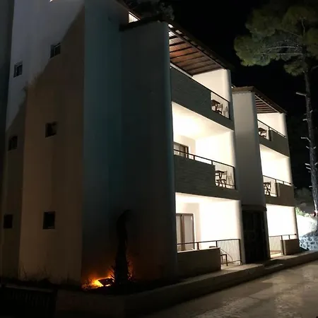 Emerald Retreat Hotell